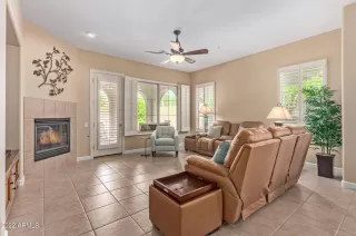 Photo #4: 6467269 Listing