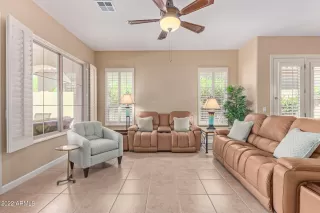 Photo #5: 6467269 Listing