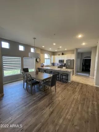 Photo #2: 6467964 Listing 