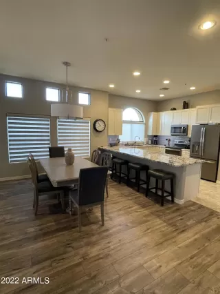 Photo #6: 6467964 Listing 