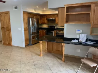 Photo #3: 6468002 Listing 