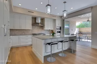 Photo #5: 6468484 Listing