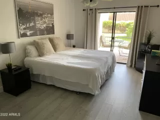 Photo #3: 6468987 Listing