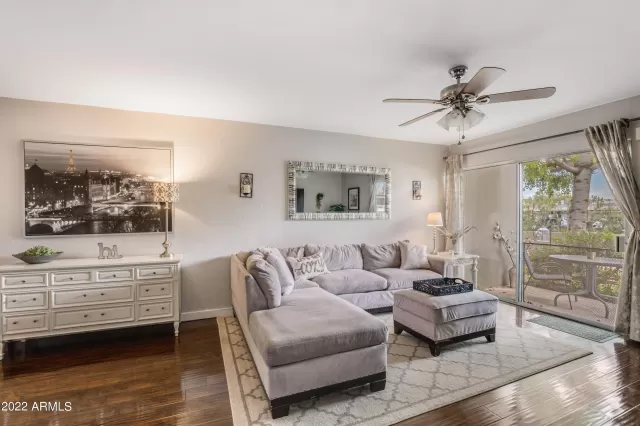 MLS: 6469172 Condo For Sale