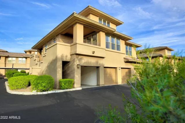 MLS: 6469237 Condo For Sale