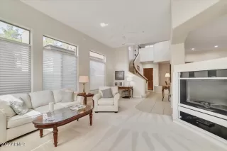 Photo #2: 6469255 Listing