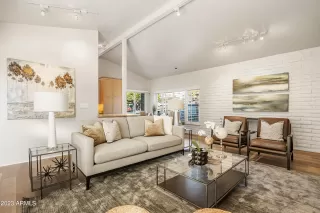 Photo #4: 6469385 Listing