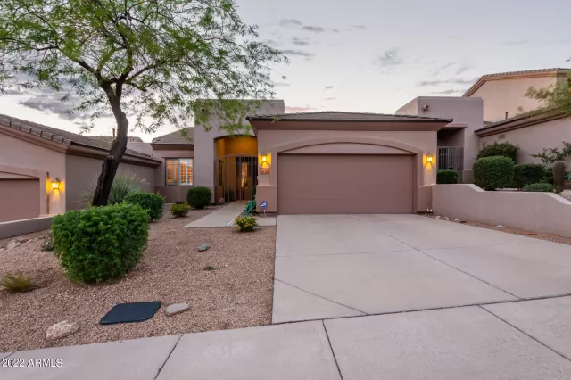 MLS: 6469511 Condo For Sale