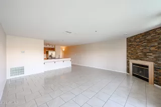 Photo #6: 6469773 Listing