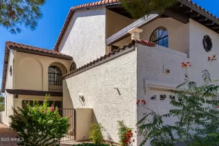 Photo #1: 6470100 Listing 