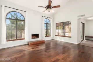 Photo #4: 6470100 Listing 