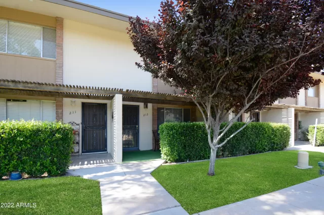 MLS: 6470124 Condo For Sale