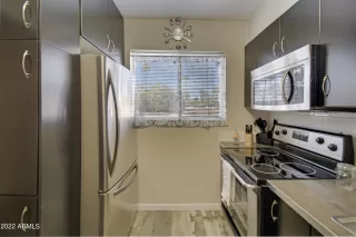 Photo #4: 6470124 Listing 