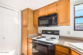 Photo #5: 6470374 Listing 