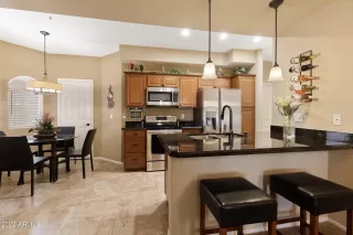 Photo #2: 6470377 Listing