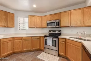Photo #6: 6470406 Listing 