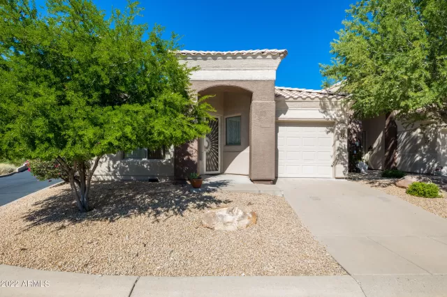 MLS: 6470436 Condo For Sale