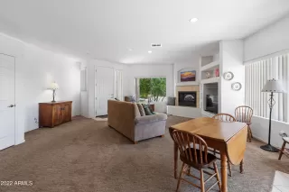 Photo #6: 6470436 Listing
