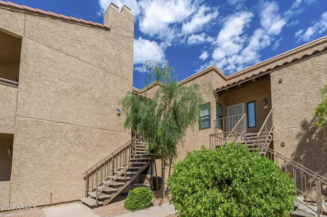 MLS: 6470452 Condo For Sale