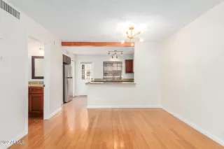 Photo #3: 6470781 Listing