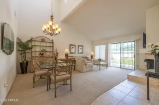 Photo #4: 6471275 Listing