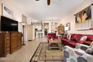 Photo #4: 6471550 Listing