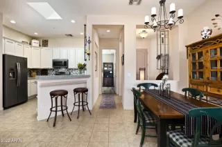 Photo #5: 6471550 Listing