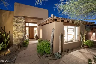 Photo #5: 6471557 Listing