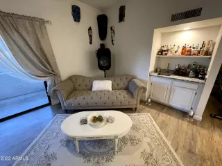 Photo #1: 6471727 Listing 