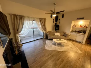 Photo #3: 6471727 Listing 