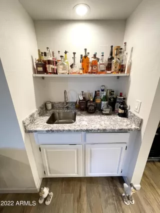 Photo #5: 6471727 Listing 