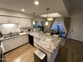 Photo #6: 6471727 Listing 