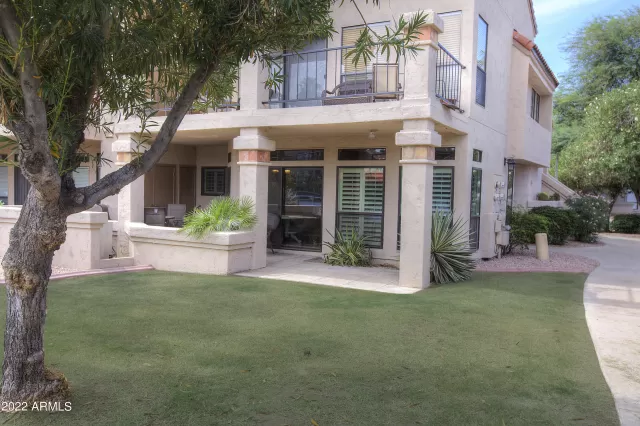 MLS: 6471745 Condo For Sale