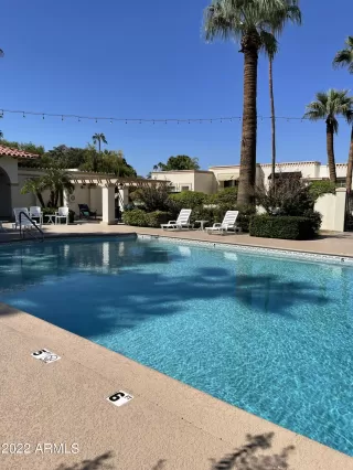 Photo #5: 6471753 Listing