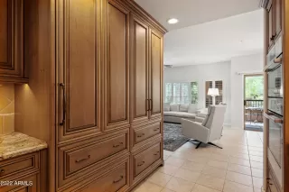 Photo #6: 6471771 Listing 