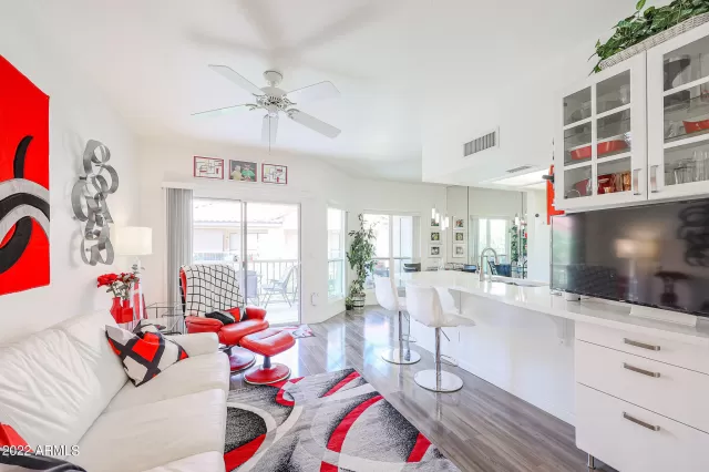 MLS: 6471954 Condo For Sale