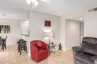 Photo #4: 6472581 Listing