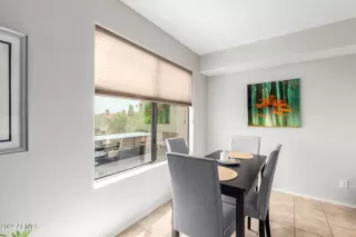 Photo #5: 6472581 Listing