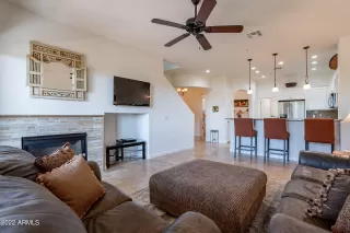 Photo #5: 6472766 Listing