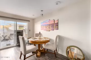 Photo #6: 6473035 Listing