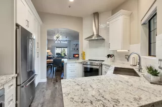 Photo #2: 6473038 Listing