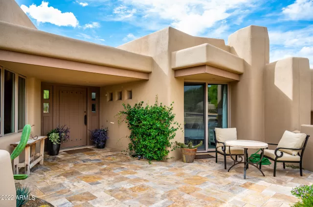 MLS: 6473077 Condo For Sale