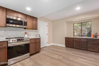 Photo #5: 6473212 Listing