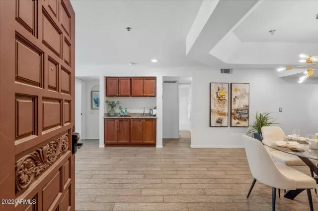 MLS: 6473260 Condo For Sale