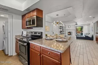 Photo #4: 6473260 Listing