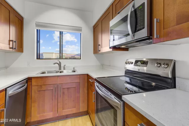 MLS: 6473649 Condo For Sale