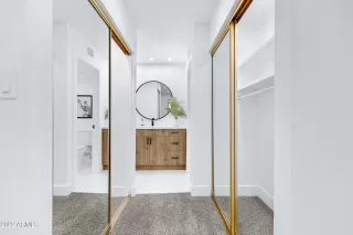 Photo #3: 6473965 Listing