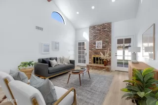 Photo #6: 6473965 Listing