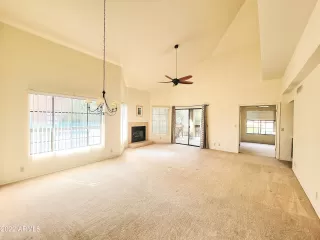 Photo #2: 6474137 Listing