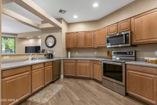 Photo #4: 6474177 Listing 